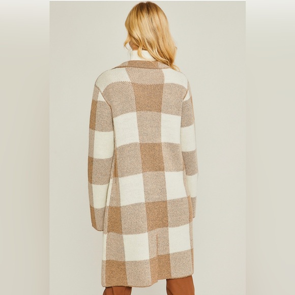 Harper Plaid Cardigan In Beige - Picture 3 of 5